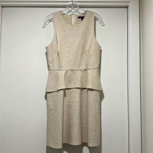 Banana Republic Dress with pockets!!